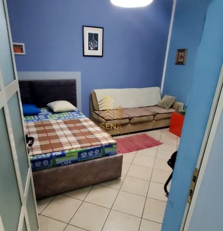 Tirane, jepet me qera apartament 2+1 Kati 2, 80 m² 530 € (Rruga Bardhyl)