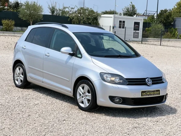Durres, shitet makine VOLKSWAGEN GOLF VI PLUS Nafte, gri metalizato manuale Klima 213.000 km