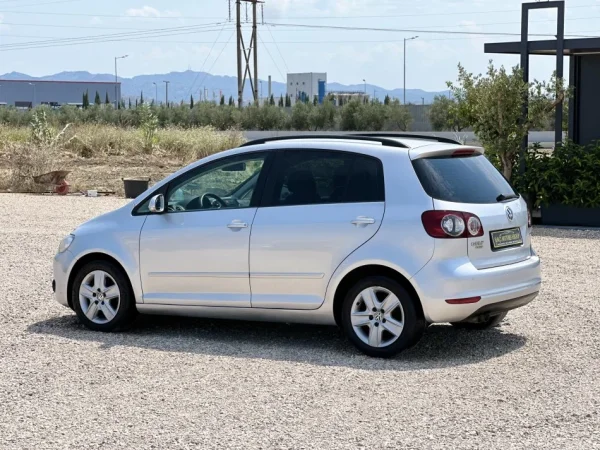 Durres, shitet makine VOLKSWAGEN GOLF VI PLUS Nafte, gri metalizato manuale Klima 213.000 km