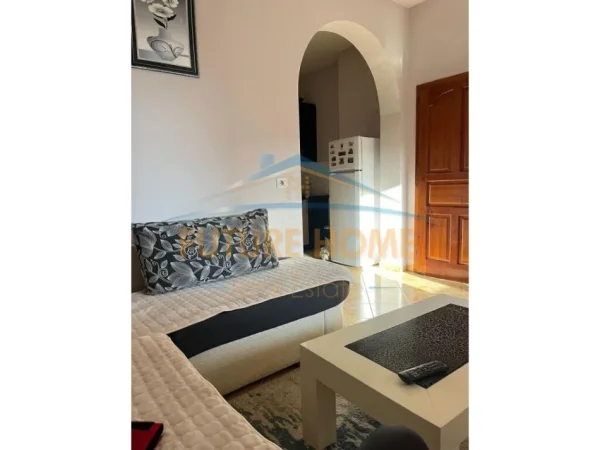 Tirane, shitet Vile 2 Katshe , 148 m² 250.000 € (KOMBINAT)