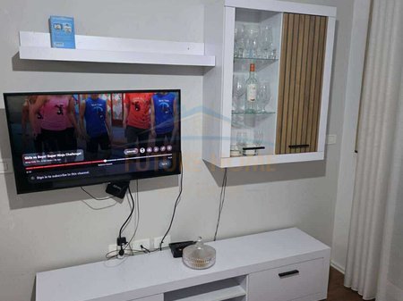 Tirane, jepet me qera apartament 2+1+Ballkon Kati 2, 93 m² 750 €