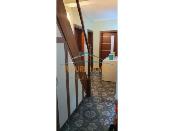 Tirane, shitet Vile 2 Katshe , 144 m² 370.000 € (JORDAN MISJA)