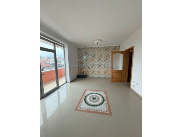 Tirane, shitet Vile 3 Katshe , 520 m² 370.000 € (VILAT GJERMANE)