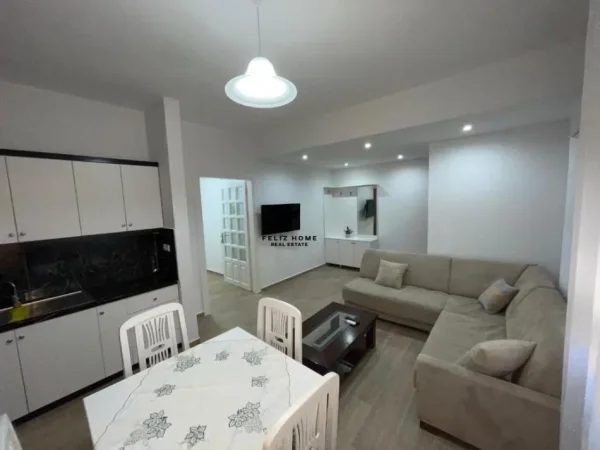 Tirane, jepet me qera apartament 1+1 Kati 2, 60 m² 500 € (VILA L 2)