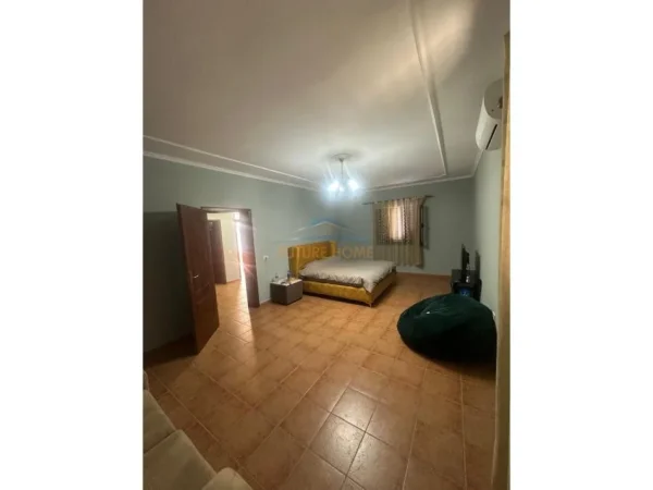 Tirane, shitet Vile 2 Katshe , 198 m² 370.000 € (JORDAN MISJA)