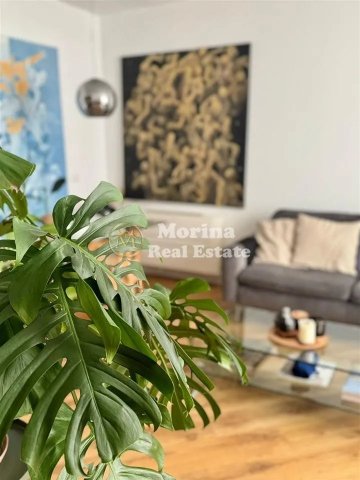 Tirane, jepet me qera apartament 1+1+Ballkon Kati 8, 74 m² 850 € (Ekspozita)
