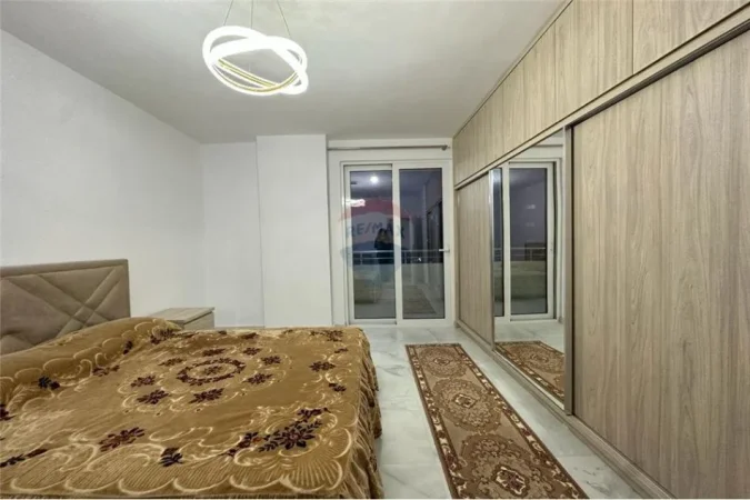 Tirane, jepet me qera apartament 2+1 Kati 3, 90 m² 500 € (Astir)
