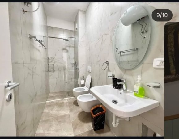 Tirane, jepet me qera apartament 1+1 Kati 5, 65 m² 450 € (Ali dem)