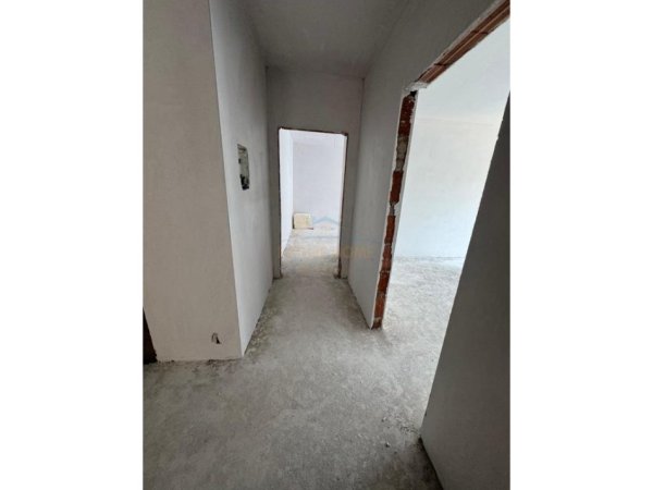 Tirane, shitet apartament 2+1 Kati 4, 131 m² 209.000 € (Liqeni i Thate)