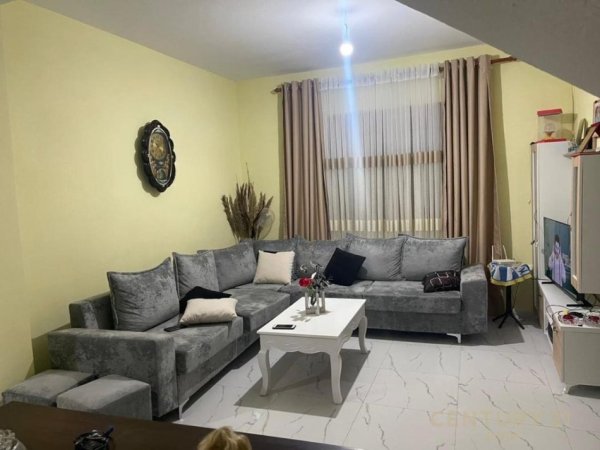 Tirane, shitet Vile 2 Katshe Kati 2, 229 m² 350.000 € (Ali Dem)