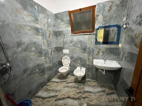 Tirane, shitet Vile 2 Katshe Kati 2, 229 m² 350.000 € (Ali Dem)