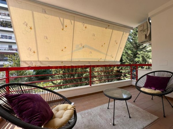 Tirane, shitet apartament 2+1+Ballkon Kati 3, 110 m² 250.000 € (Liqeni i Thate)