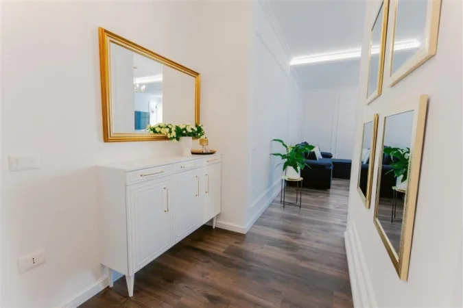 Tirane, jepet me qera apartament 1+1+Ballkon Kati 9, 75 m² 550 € (ASTIR)