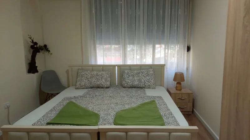 Tirane, jepet me qera apartament 1+1 Kati 1, 60 m² 600 € (Myslym Shyri)