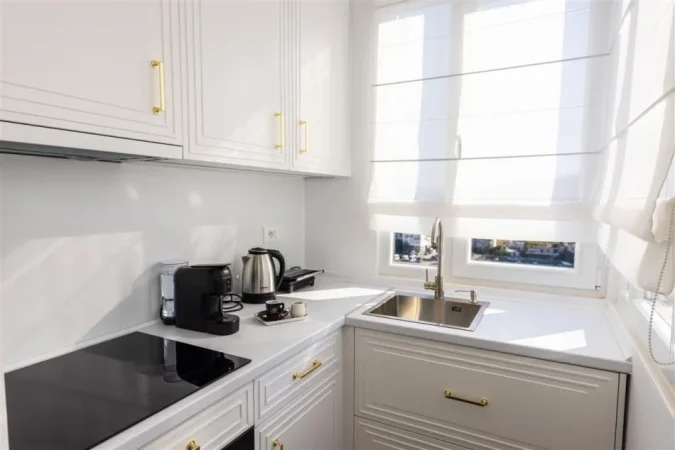 Tirane, jepet me qera apartament 1+1+Ballkon Kati 9, 65 m² 500 € (ASTIR)