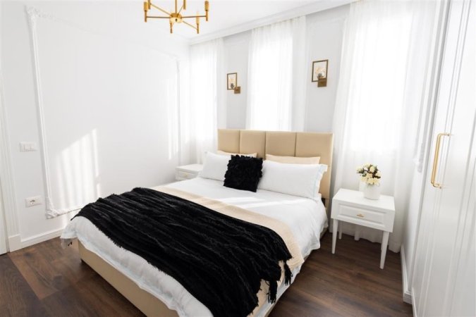 Tirane, jepet me qera apartament 1+1+Ballkon Kati 9, 65 m² 500 € (ASTIR)