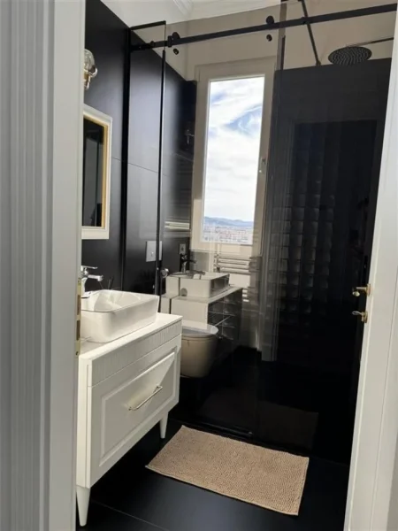 Tirane, jepet me qera apartament 1+1+Ballkon Kati 9, 65 m² 500 € (ASTIR)