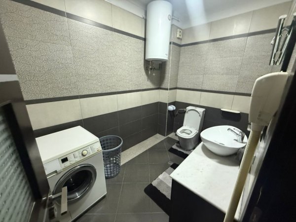 Tirane, jepet me qera apartament 2+1 Kati 6, 100 m² 600 € (Astir)