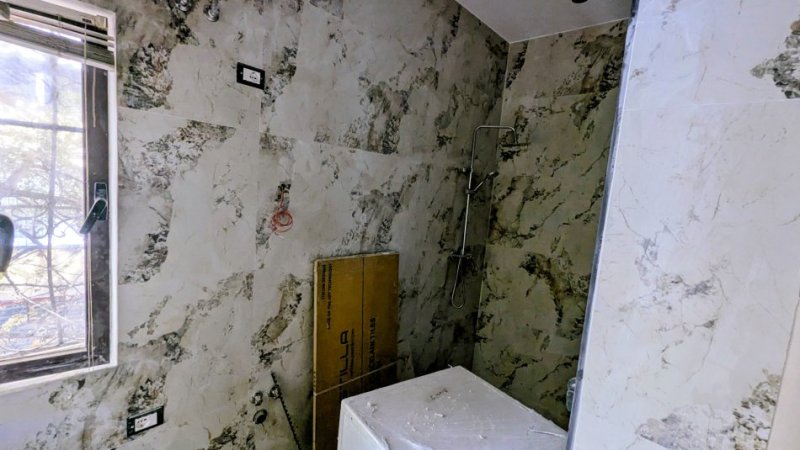 Tirane, jepet me qera zyre-Banim 2 apartmente Kati 1, 130 m² 899 € (Rruga Margarita Tutulani)