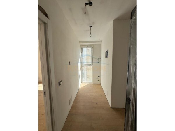 Tirane, shitet apartament 1+1+Aneks+Ballkon Kati 7, 71 m² 114.240 € (BULEVARDI MIGJENI)