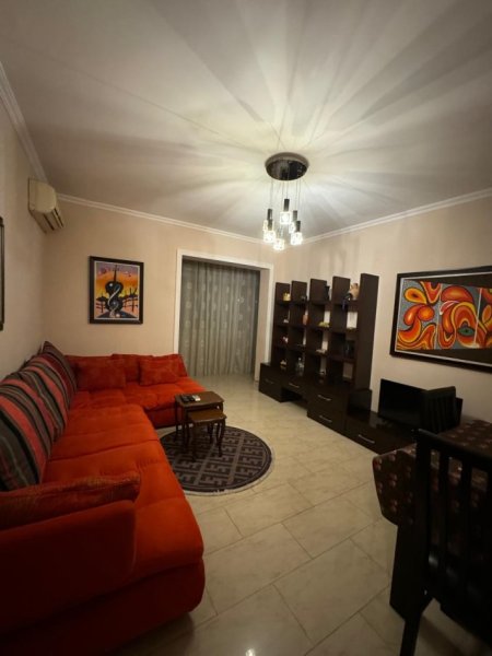 Tirane, jepet me qera apartament 2+1+Ballkon Kati 5, 80 m² 35.000 € (Xhamia e Tabakeve)