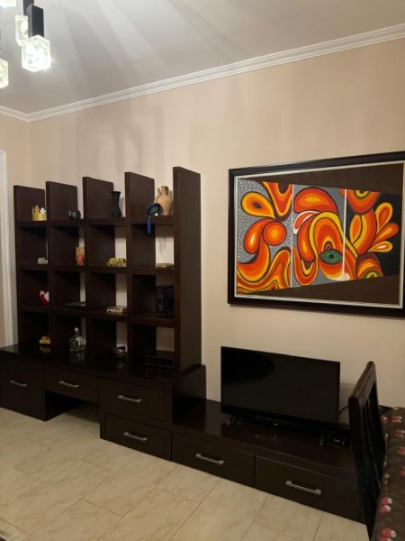 Tirane, jepet me qera apartament 2+1+Ballkon Kati 5, 80 m² 35.000 € (Xhamia e Tabakeve)