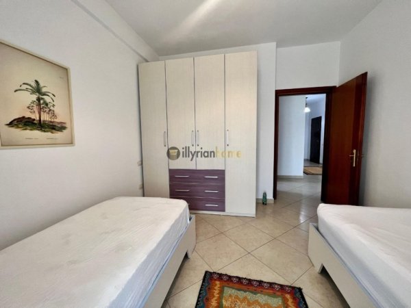Tirane, jepet me qera apartament 2+1 , 105 m² 900 € 