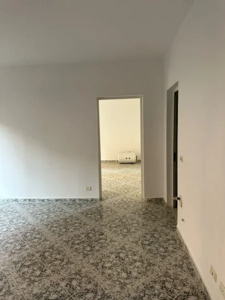 Durres, shitet apartament 2+1+Ballkon Kati 2, 84 m² 104.000 € (Iliria, Lagjia 13)