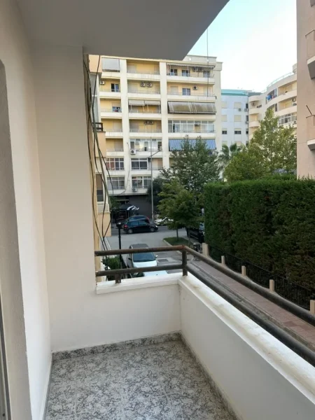 Durres, shitet apartament 2+1+Ballkon Kati 2, 84 m² 104.000 € (Iliria, Lagjia 13)