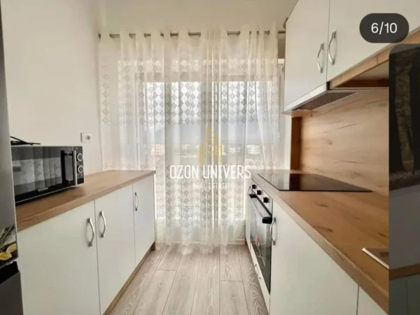 Tirane, jepet me qera apartament 1+1 Kati 5, 72 m² 450 € (Rruga Pasho Hysa)