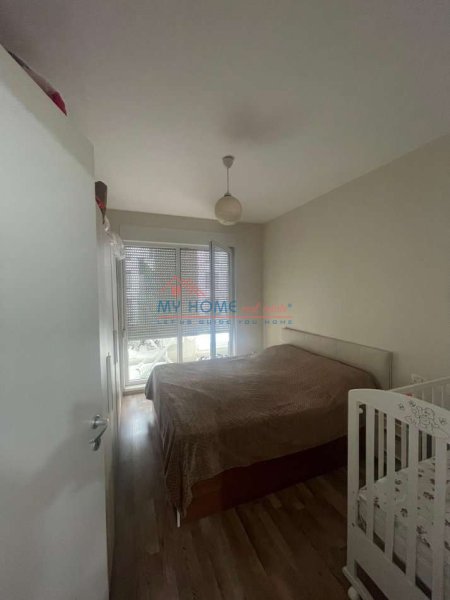 Tirane, shitet apartament 1+1+Ballkon Kati 5, 61 m² 120.000 € (Siri Kodra)