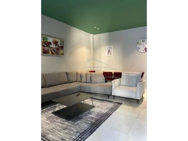 jepet me qera apartament 1+1 Kati 1, 60 m² 450 €