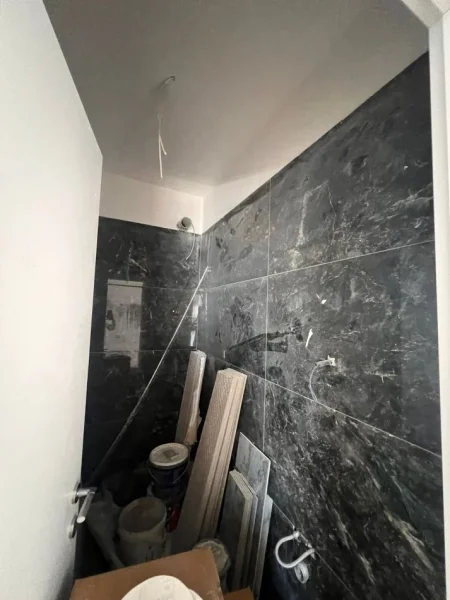 Tirane, shitet apartament 2+1 Kati 2, 107 m² 225.000 € 