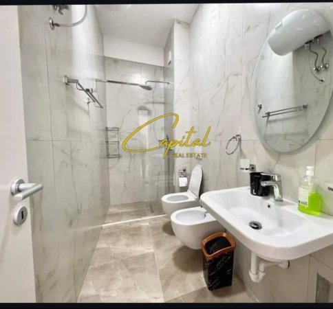 Tirane, jepet me qera apartament 2+1 Kati 5, 72 m² 450 € (ALI DEMI)