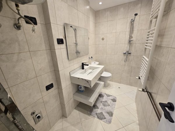Tirane, shitet apartament 2+1 , 109 m² 325.000 € 