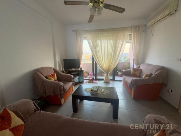 Tirane, shitet apartament 2+1 Kati 8, 131 m² 140.000 € (Astir)