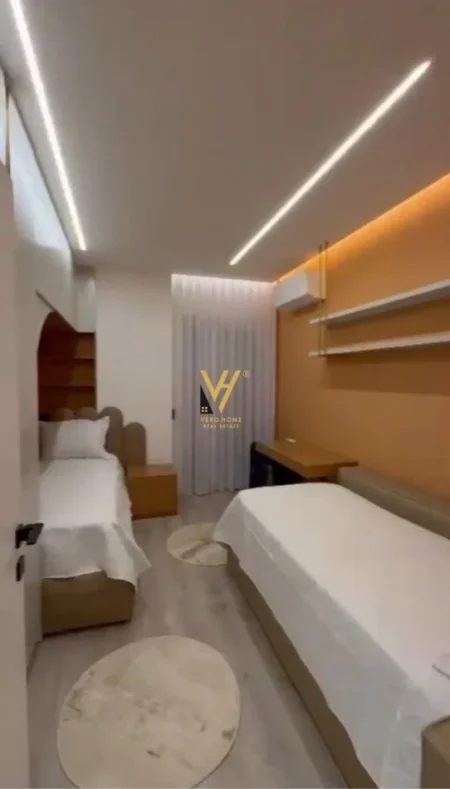 Tirane, shitet apartament 2+1+Ballkon Kati 1, 104 m² 250.000 € (RELUX RESIDENCE, SHKOZË)
