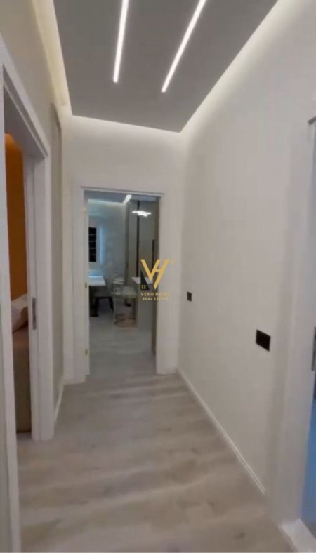Tirane, shitet apartament 2+1+Ballkon Kati 1, 104 m² 250.000 € (RELUX RESIDENCE, SHKOZË)