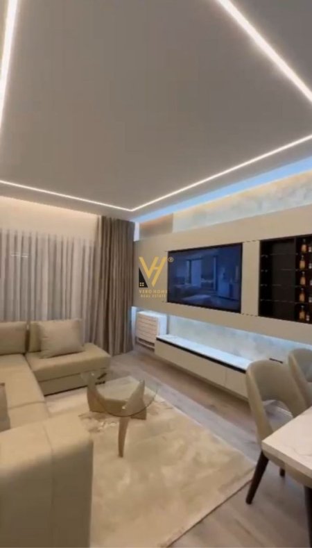 Tirane, shitet apartament 2+1+Ballkon Kati 1, 104 m² 250.000 € (RELUX RESIDENCE, SHKOZË)