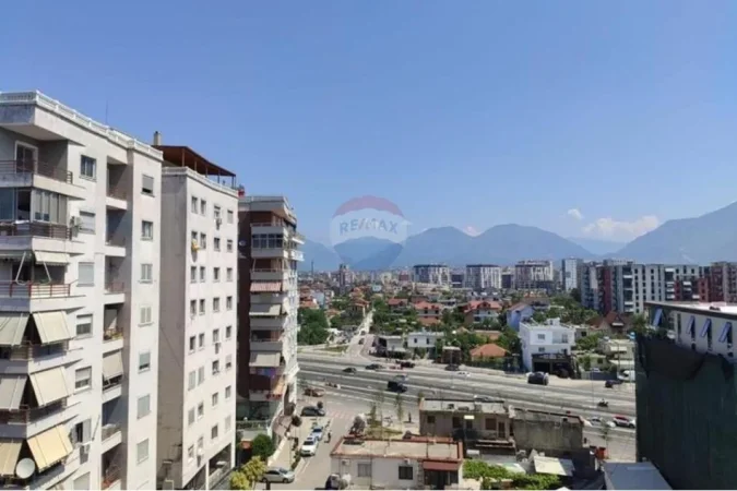 Tirane, shitet apartament 2+1 Kati 3, 95 m² 13.000.000 € (Viles L)