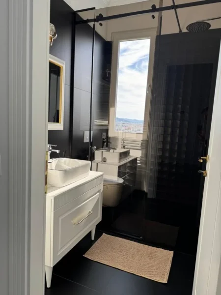 Tirane, jepet me qera apartament 1+1 Kati 9, 75 m² 550 € (ASTIR)