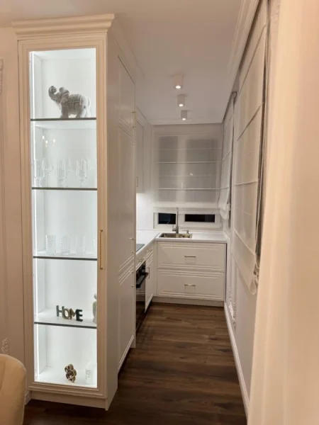 Tirane, jepet me qera apartament 1+1 Kati 9, 75 m² 550 € (ASTIR)