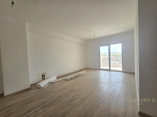 Tirane, shitet apartament 2+1 Kati 3, 117 m² 187.000 € (Kompleksin Aura)