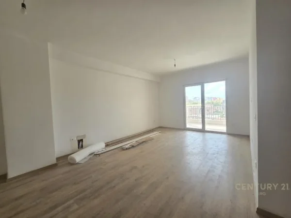 Tirane, shitet apartament 2+1 Kati 3, 117 m² 187.000 € (Kompleksin Aura)