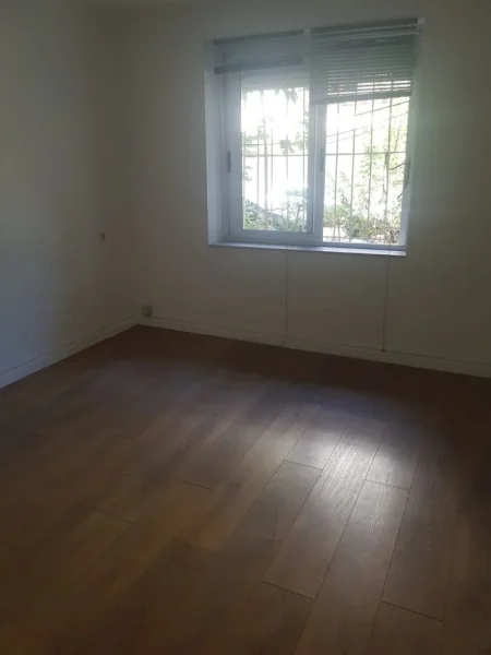 Tirane, jepet me qera apartament 1+1 Kati 1, 58 m² 410 € (rruga muhamet gjollesha)
