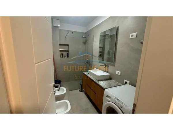Tirane, jepet me qera apartament 1+1 Kati 6, 68 m² 500 € 