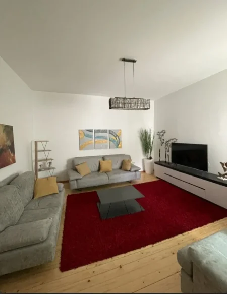 Tirane, jepet me qera apartament 1+1 Kati 1, 70 m² 600 € (rruga astirit sulejman balluku)