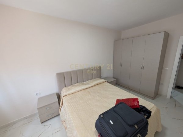 Tirane, jepet me qera apartament 1+1 Kati 2, 70 m² 800 € (Rruga e Durresit.)