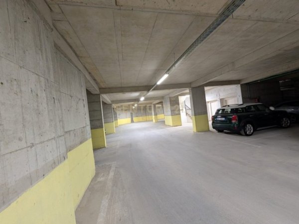 Tirane, jepet me qera apartament 1+1 Kati 2, 70 m² 800 € (Rruga e Durresit.)