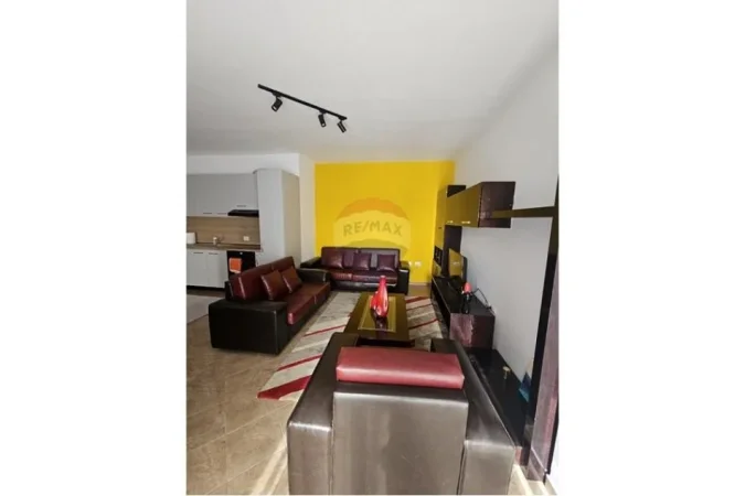 Tirane, jepet me qera apartament 2+1+Ballkon , 110 m² 600 € (Teodor Keko)
